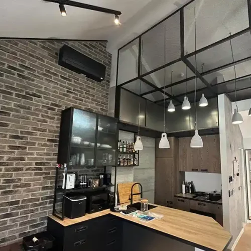 3D mjerenje kao temelj izvedbe kompleksnog čeličnog spuštenog stropa industrijskog dizajna