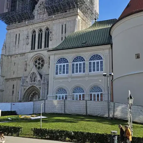 Rekonstrukcija povijesne zgrade na Kaptolu